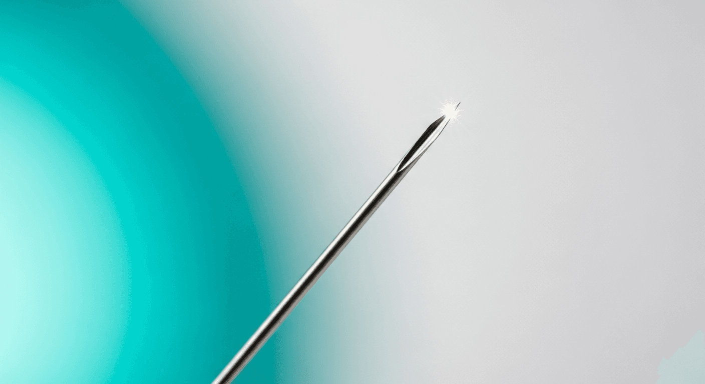 Aplicação subcutânea de injeção para emagrecimento em região abdominal